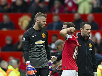 Mata addresses De Gea's st...